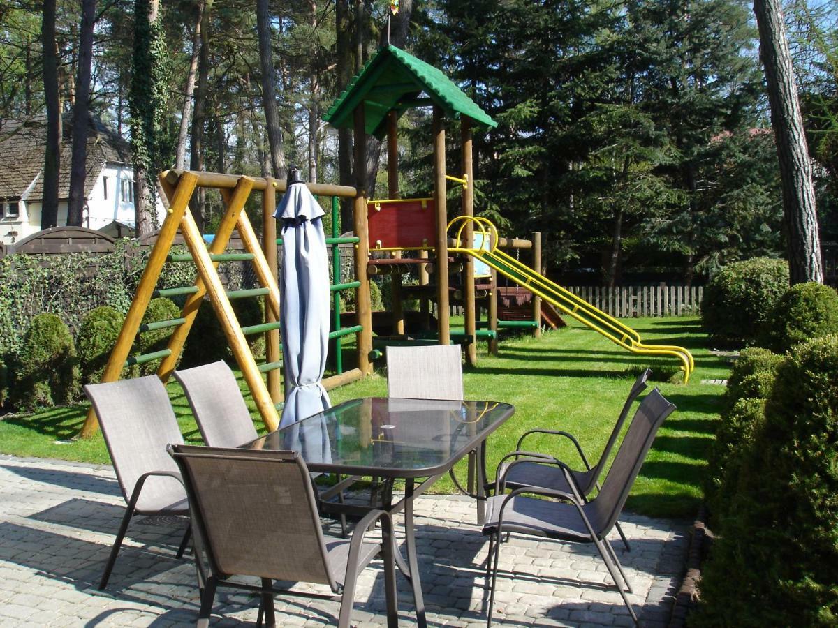 Goscinny Dworek Pobierowo Exteriör bild